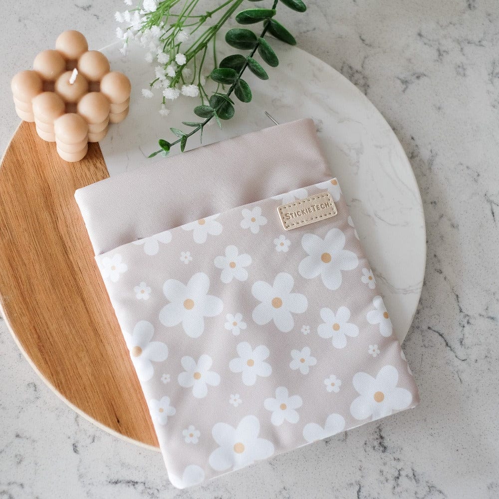 Simply Daisy Kindle Sleeve | For Kindle Basic / Paperwhite / Colorsoft