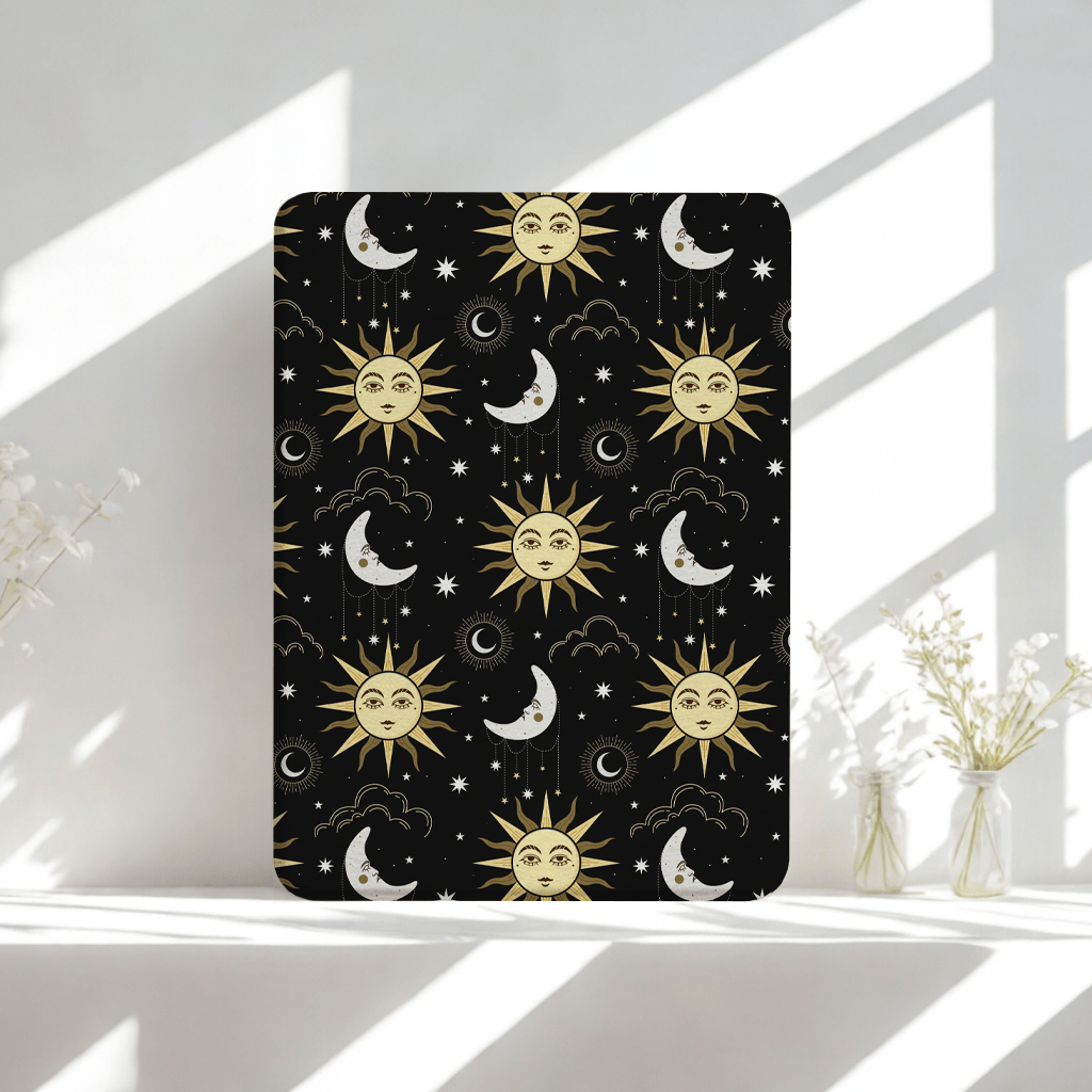 Solaris Moon - Lightweight Everyday Kindle Case